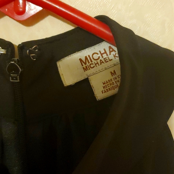 Top - Picture 2 of 3